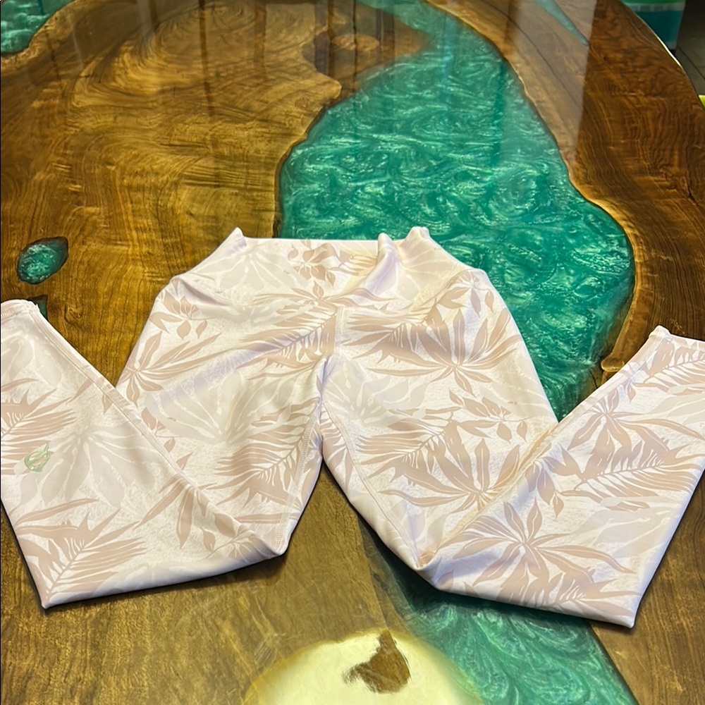P'tula Pink Patterned Leggings